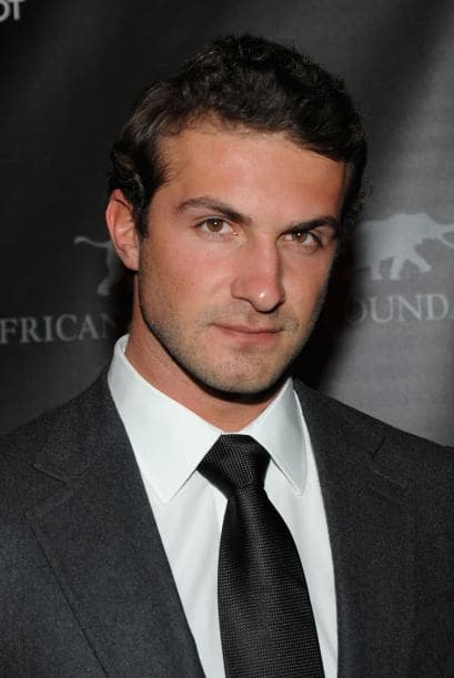 Stavros Niarchos fue amante de Lohan y el motivo por el cual la actriz terminó su amistad con Paris Hilton. Mira aquí los videos más chismosos.