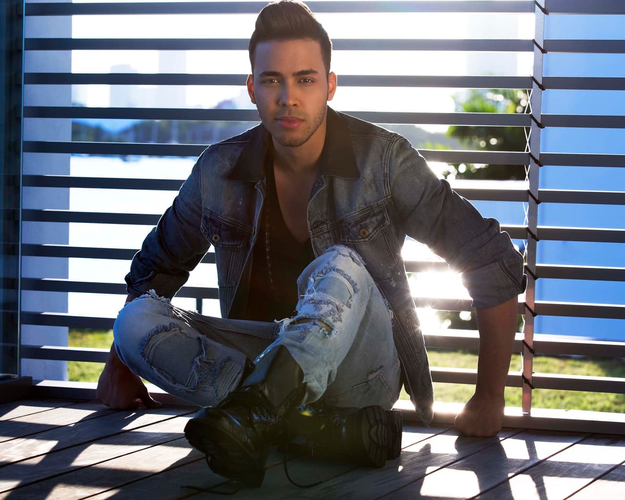 Prince además mostrará sus dotes de conquistador, pues en la serie andará 'tras los huesitos' de Ceci, papel interpretado por Danielle Vega.