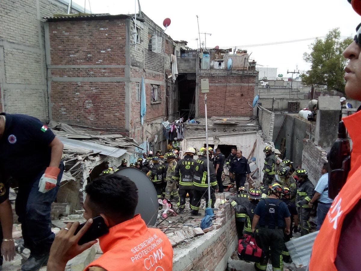 La explosión de una casa por acumulación de gas deja una decena de heridos en Ciudad de México
