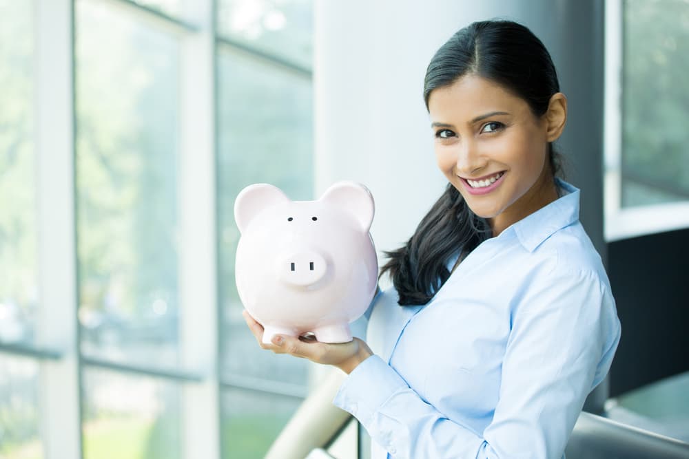 El tiempo del dinero es más o menos estable. No es el ciclo de las ganancias sensacionales, pero no se prevén pérdidas y esto ya es buen indicio. Las incidencias cósmicas, en el plano amoroso auguran momentos decisivos a la hora de dar el "sí" o el "no" a quien está detrás de ti, pero que hasta estos momentos no te sentías seguro o segura de cuáles eran sus verdaderos propósitos e intenciones. ¡Lo sabrás!