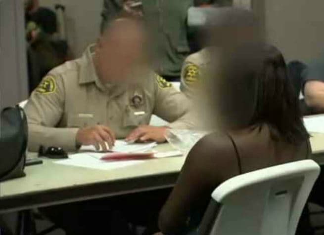 Rescatan a decenas de víctimas, incluidos menores, tras operativo contra red de tráfico humano en California
