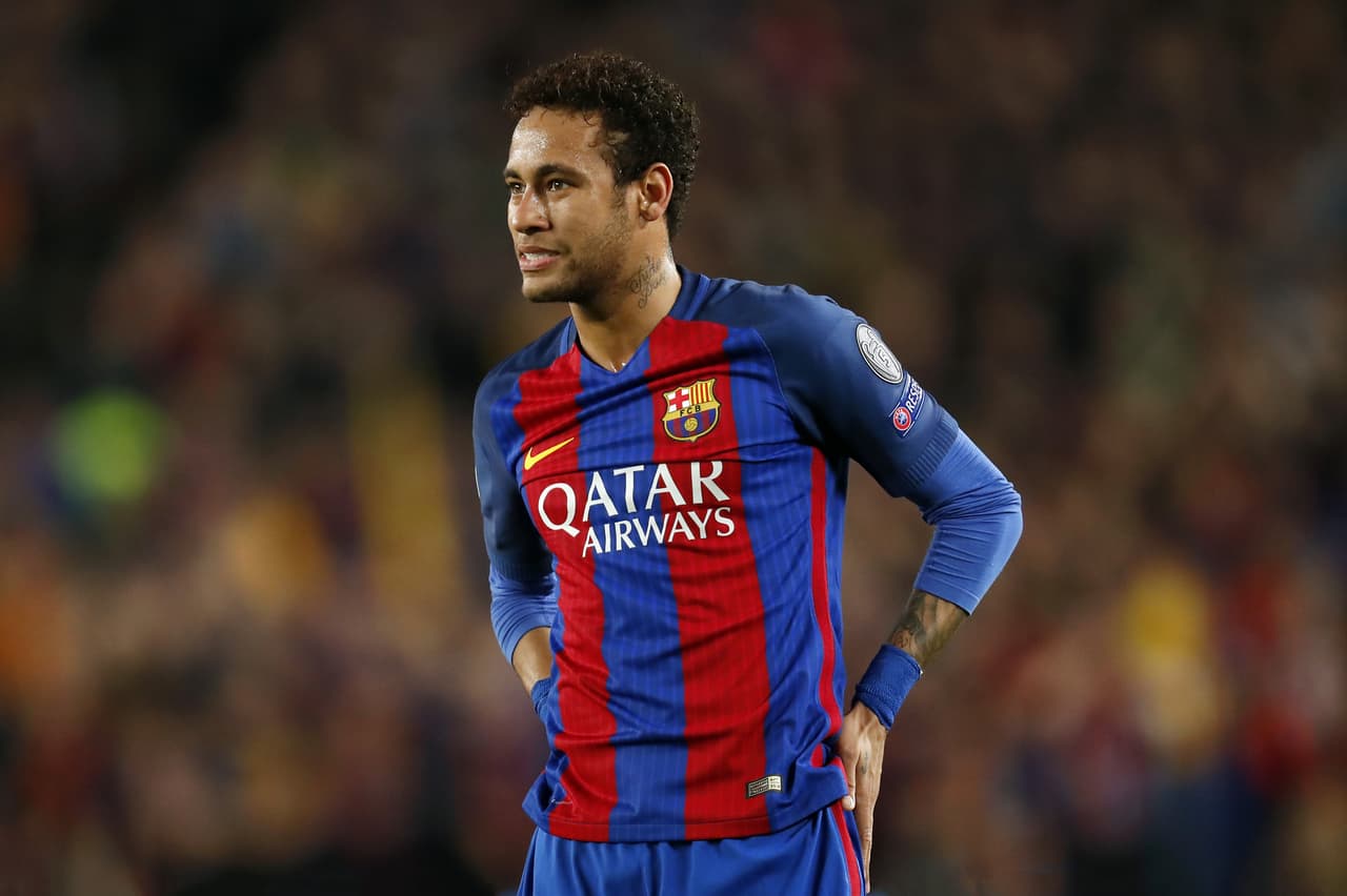 Aparentemente, el brasileño quedó con una sobrecarga en el aductor y se perdió el siguiente juego ante el Deportivo La Coruña.