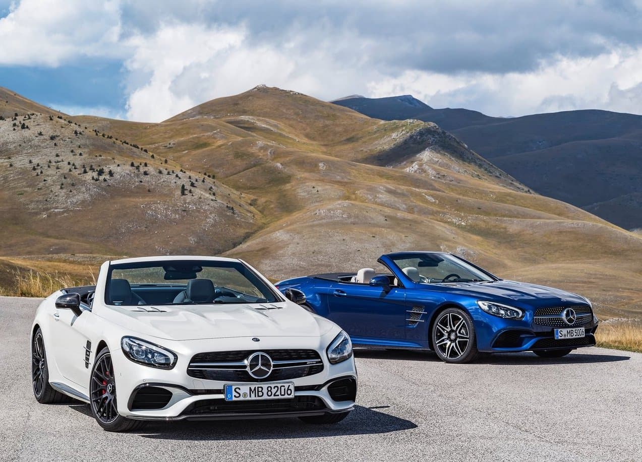 <b>3. Mercedes-Benz Clase SL - 10.3 años</b>
<br>
<br>La designación SL proviene del alemán “Sport Leicht” (deportivo ligero) y es uno de los modelos más legendarios de la industria. No por nada cuando alguien decide comprarlo llega a tenerlo hasta por 10.3 años. De esta manera, abrimos el podio de los autos más duraderos del país.
<br>
<br>En la imagen un Mercedes-Benz Clase SL 2017.
