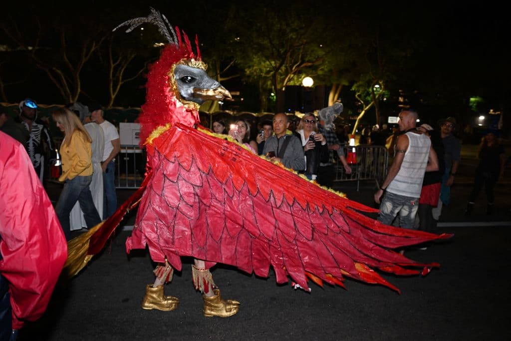 Hubo espacio para presumir los disfraces más grandes y exóticos.