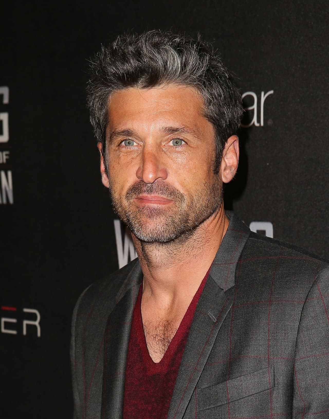 Patrick Dempsey Por siempre será el “Dr.Dreamy” y si por algo se caracteriza es por su barba de candado, ya sea que la deje de un día o de una semana se ve guapísimo. Eso sí Patrick se preocupa porque su barba se vea cuidada y no de una apariencia sucia.