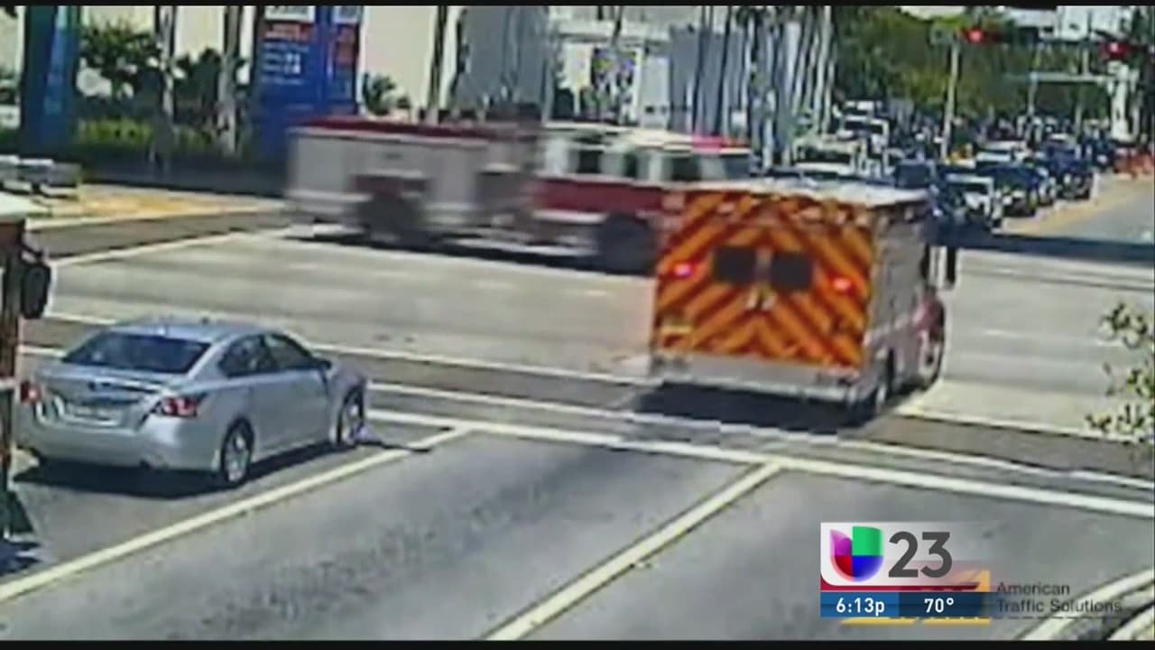 Suspenderán a bombero por accidente con ambulancia