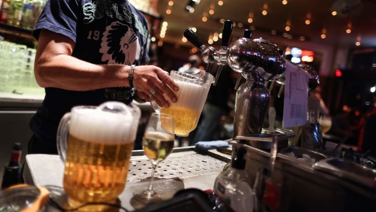 Houston es la ciudad con más bares que cambiaron de giro para operar en la pandemia