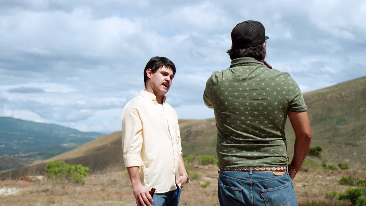 However, ‘El Chapo’ revealed his intentions to recruit ‘Carlillos’, one of Ramón’s must trusted men.