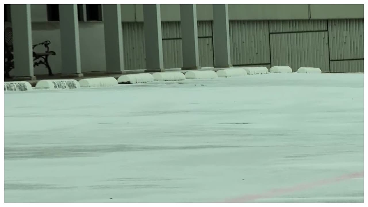 Estas son las condiciones de las autopistas y puentes en Dallas cubiertas por hielo