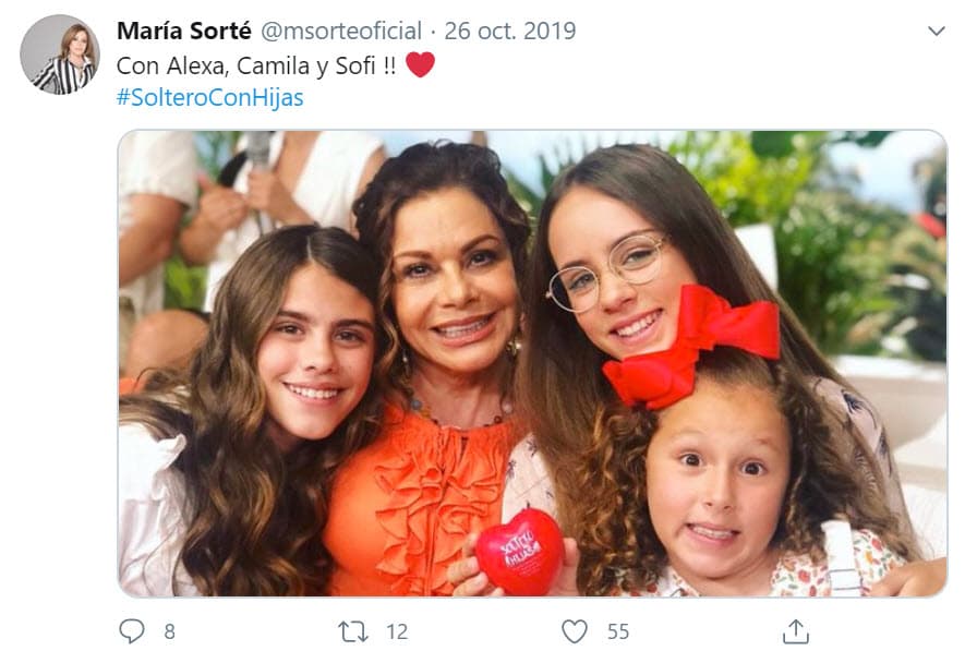 La actriz, cuyo trabajo más reciente fue en la telenovela
<b><a href="https://www.univision.com/famosos/irina-baeva-y-gabriel-soto-ahora-disfrutan-de-mucho-mas-tiempo-juntos-gracias-a-soltero-con-hijas-fotos" target="_blank">'Soltero con hijas'</a></b> al lado de Gabriel Soto e Irina Baeva, se pronunció a través de Facebook después de 48 horas de lo sucedido.
<br>