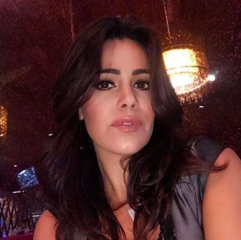 En la red, dijo que halló casos impresionantes: "Lo que más me aterró fue que la larva se va hacia los ojos y se los come. Yo le 
<b><a href="https://www.univision.com/entretenimiento/luz-elena-gonzalez-confiesa-por-que-no-siguio-el-consejo-de-familiares-de-no-revelar-la-discapacidad-de-su-hijo" target="_blank">pedí al médico que me diera de todo</a></b> y tomé el medicamento religiosamente para que no me pasara nada parecido y lograra matarlos".
<br>