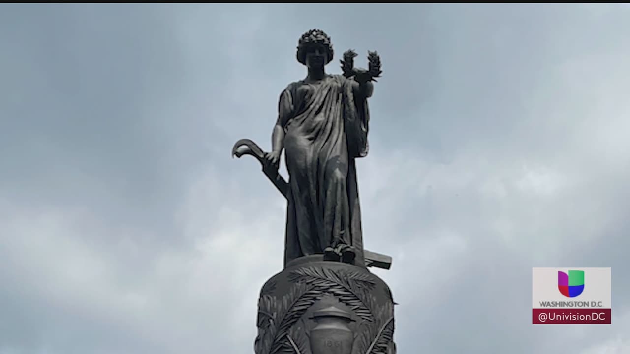 Fue retirada la estatua confederada del Cementerio de Arlington