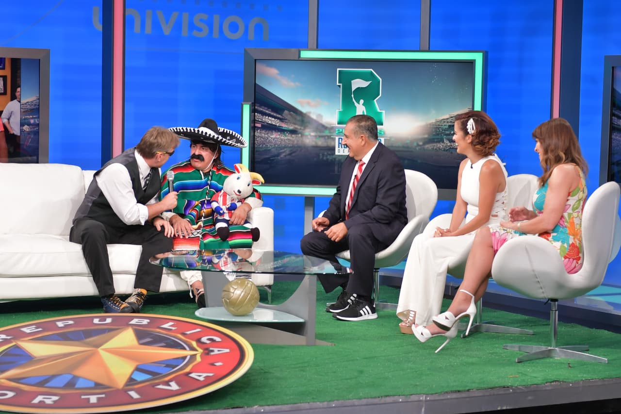 República Deportiva cumple 20 años de alegría e información y así los vivimos este domingo.