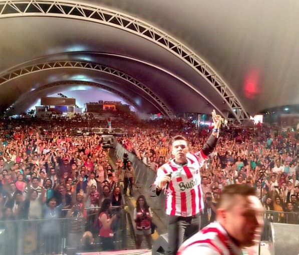 Emir Pabón, cantante mexicano.