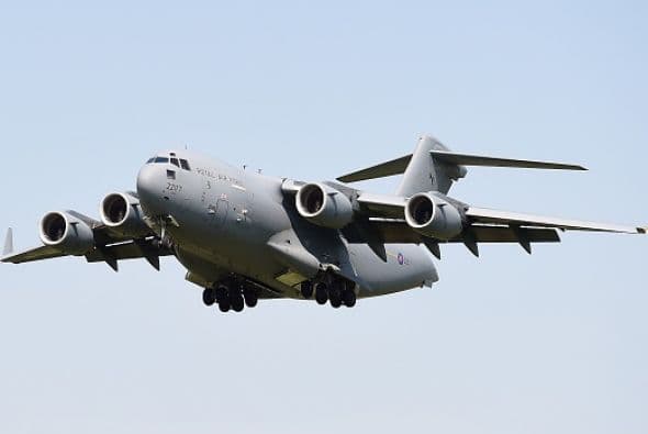 Los C17 de la Real Fuerza Aérea (RAF) procedentes de Túnez aterrizaron en la base de Brize Norton, en el condado de Oxfordshire (sur de Inglaterra).