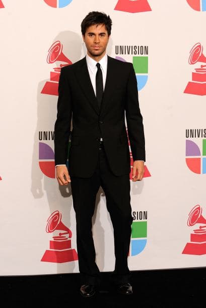 Y es que lució elegante, sexy y muy sobrio.