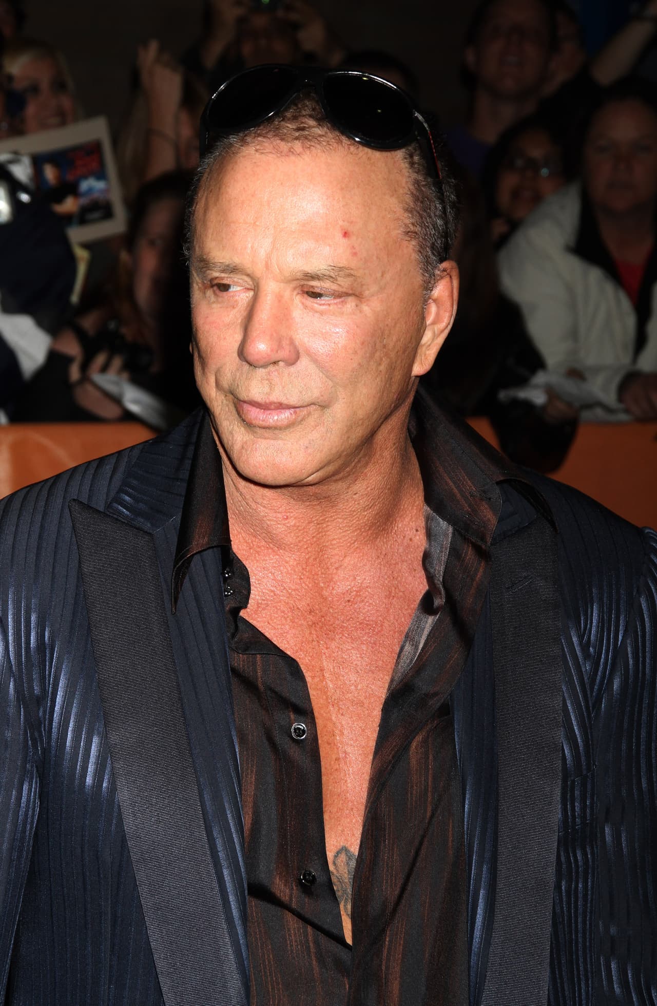 El boxeo era una de sus pasiones antes de ser actor, disciplina a la que quiso dedicarse de manera profesional a inicio de los 90.