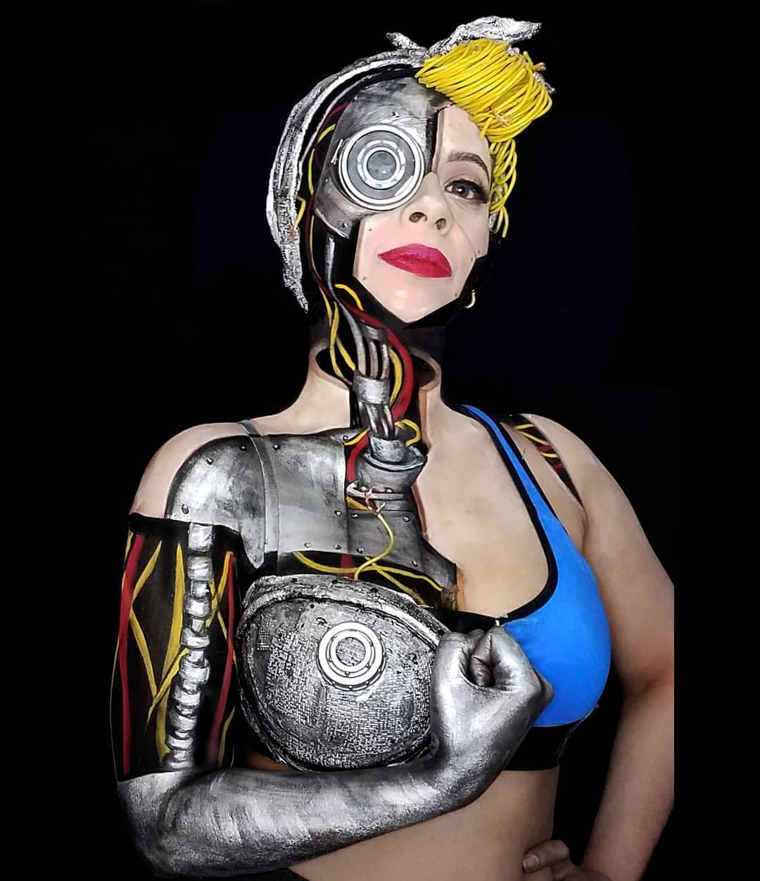 Lilliam Baez llegó a Los Ángeles hace solo tres años y aun cuando dejó atrás el mundo que conocía desde que nació, no perdió la perseverancia ni la pasión por lo que la apasiona, el maquillaje.