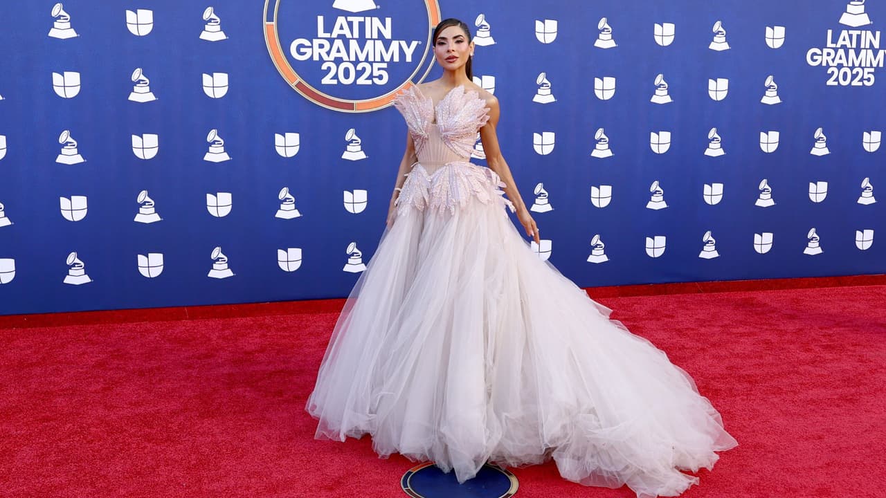 Alejandra Espinoza en Latin GRAMMY 2025.