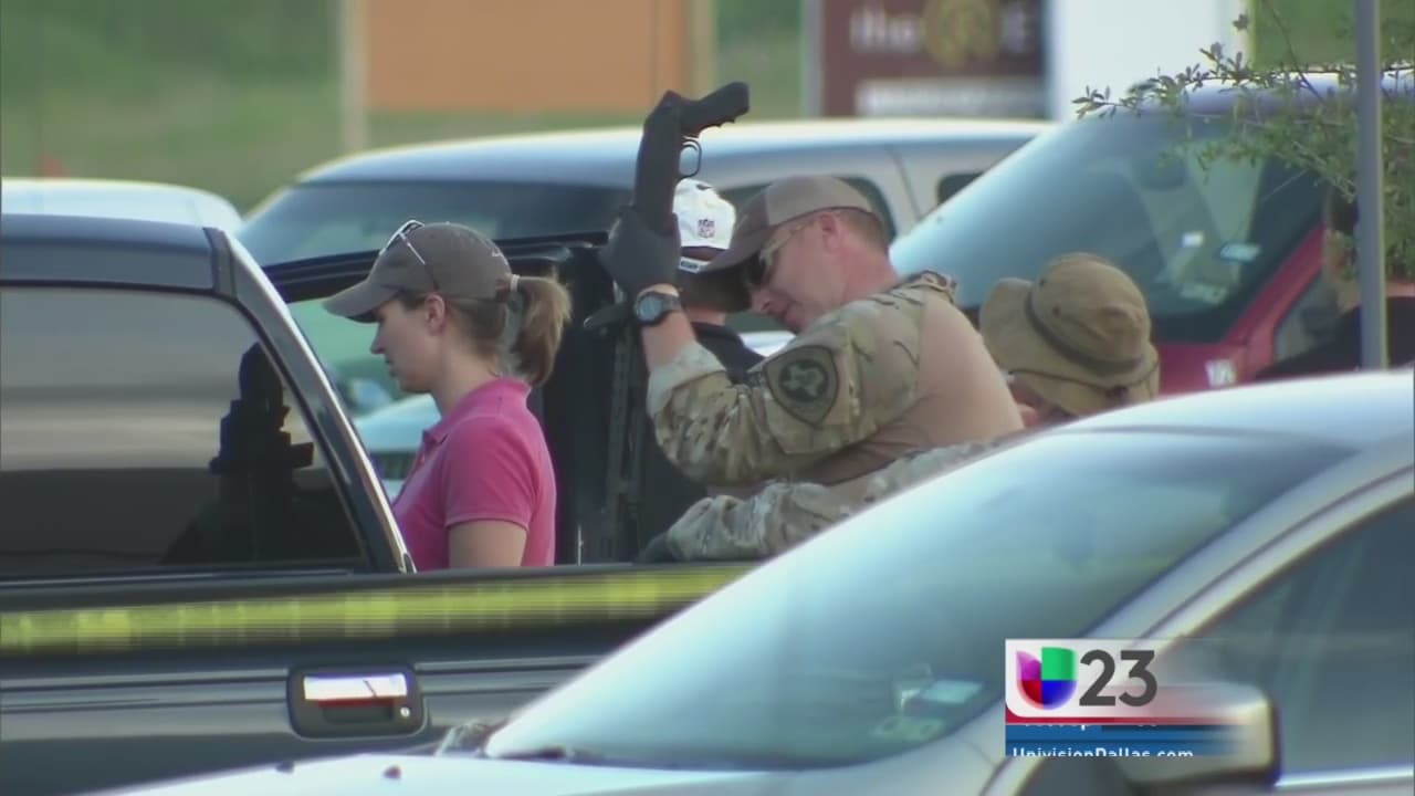 Encuentran más de 300 armas en el sitio del tiroteo en Waco