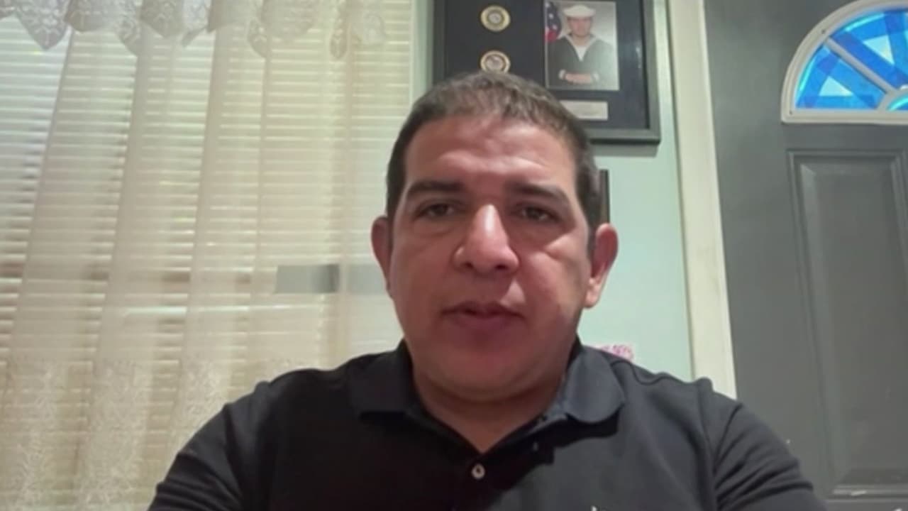 Luis Avilés rompe el silencio tras ser liberado por ICE y sueña con abrazar a su hijo, marinero en USS Abraham Lincoln