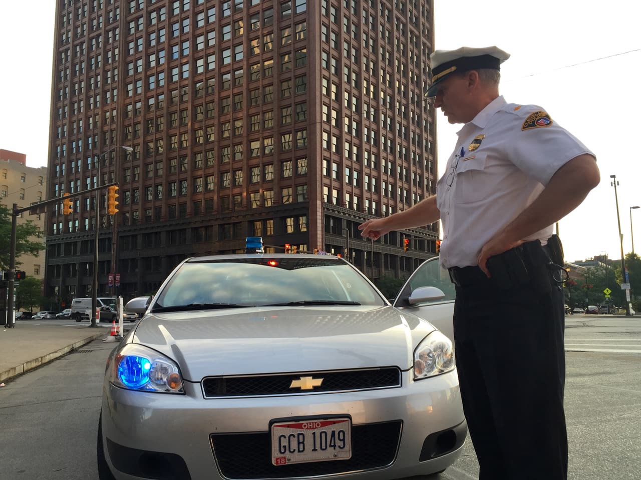 La presencia de policías también se nota en plazas céntricas de Cleveland.