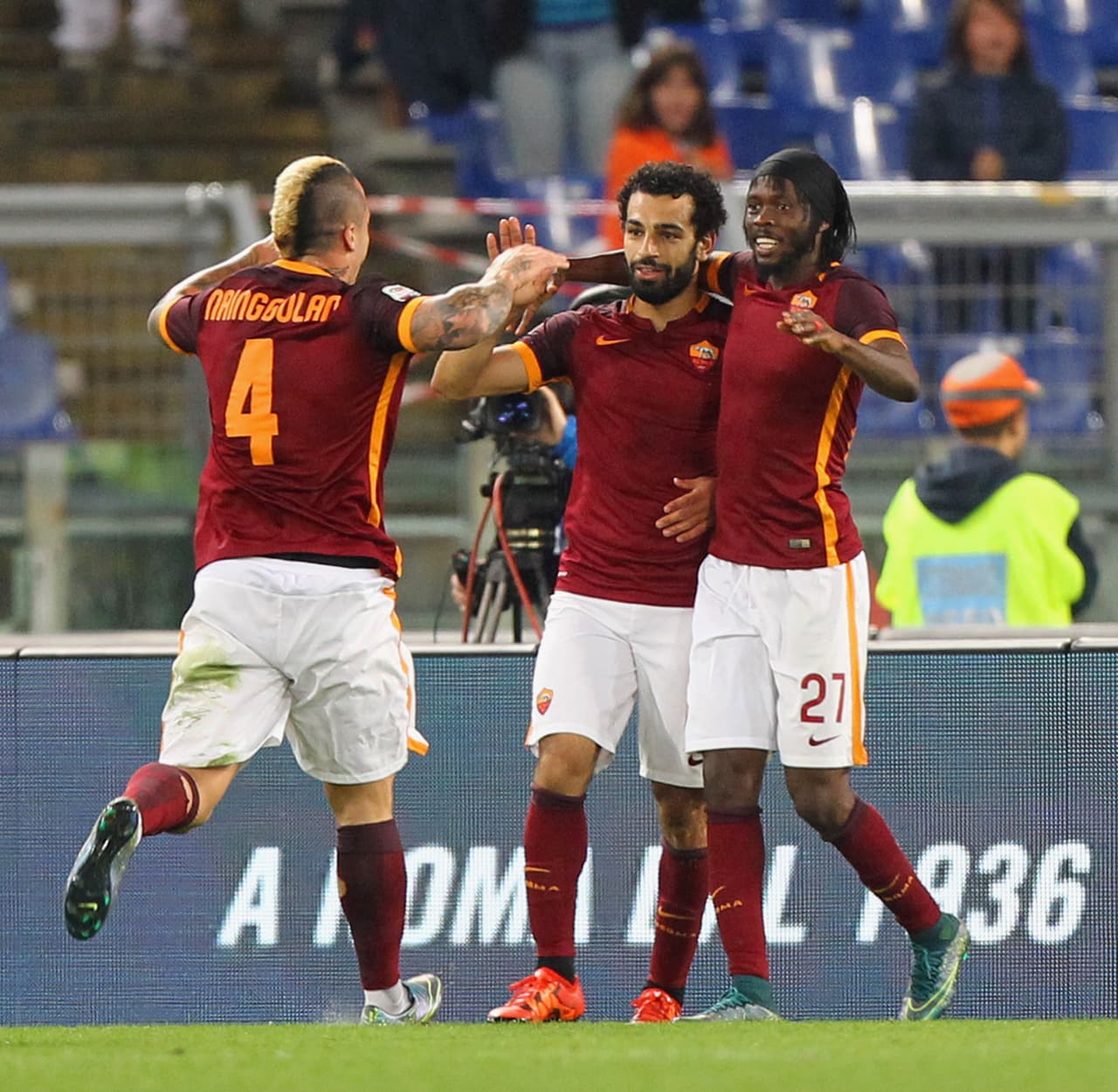 La Roma le pega 3-1 al Empoli y acecha el liderato en la Serie A