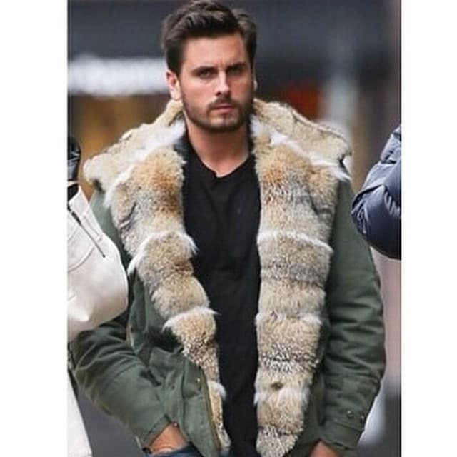 Por supuesto, les regala lo que ellos quieren.