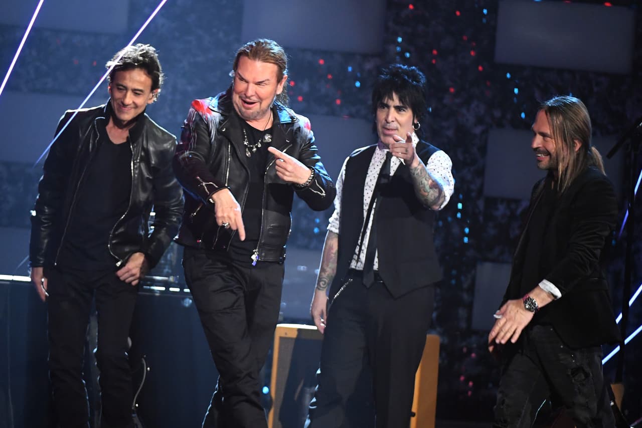 <b>Maná</b>
<br>Nominaciones: 4
<br>Tour Del Año (Tour Of The Year) 
<br>Video Del Año (Video Of The Year) 
<br>Canción Del Año - Pop/Rock (Pop/Rock - Song Of The Year) 
<br>Grupo o Dúo Del Año - Pop/Rock (Pop/Rock - Group or Duo Of The Year)