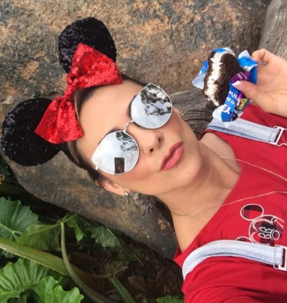 Arámbula y sus hijos son inseparables y la actriz no duda en compartir sus mejores momentos aunque solamente en contadas ocasiones ha mostrados sus rostros.