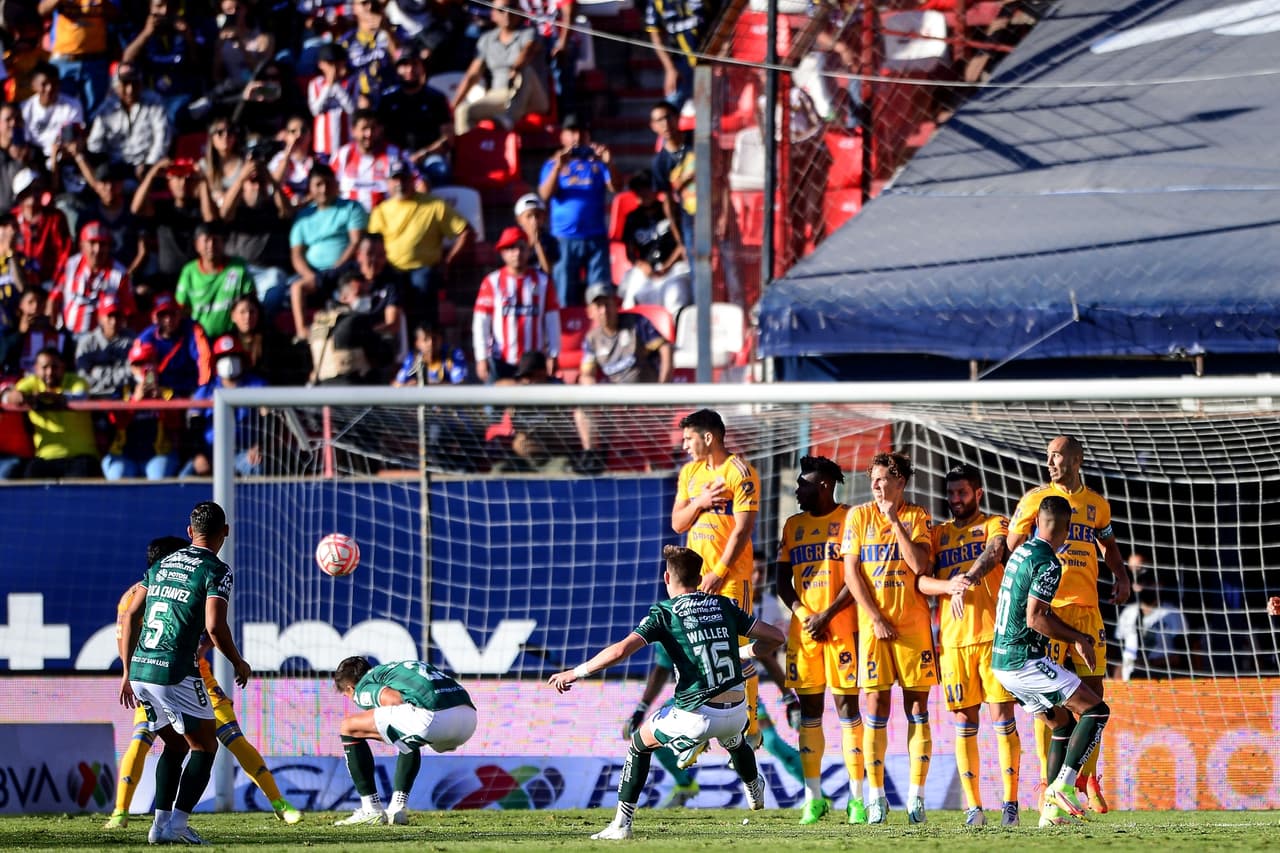 Tigres goleó a domicilio al Atlético San Luis en la Jornada 17 del Apertura 2022 para asegurar el quinto puesto y eliminar a los locales de la Liguilla.