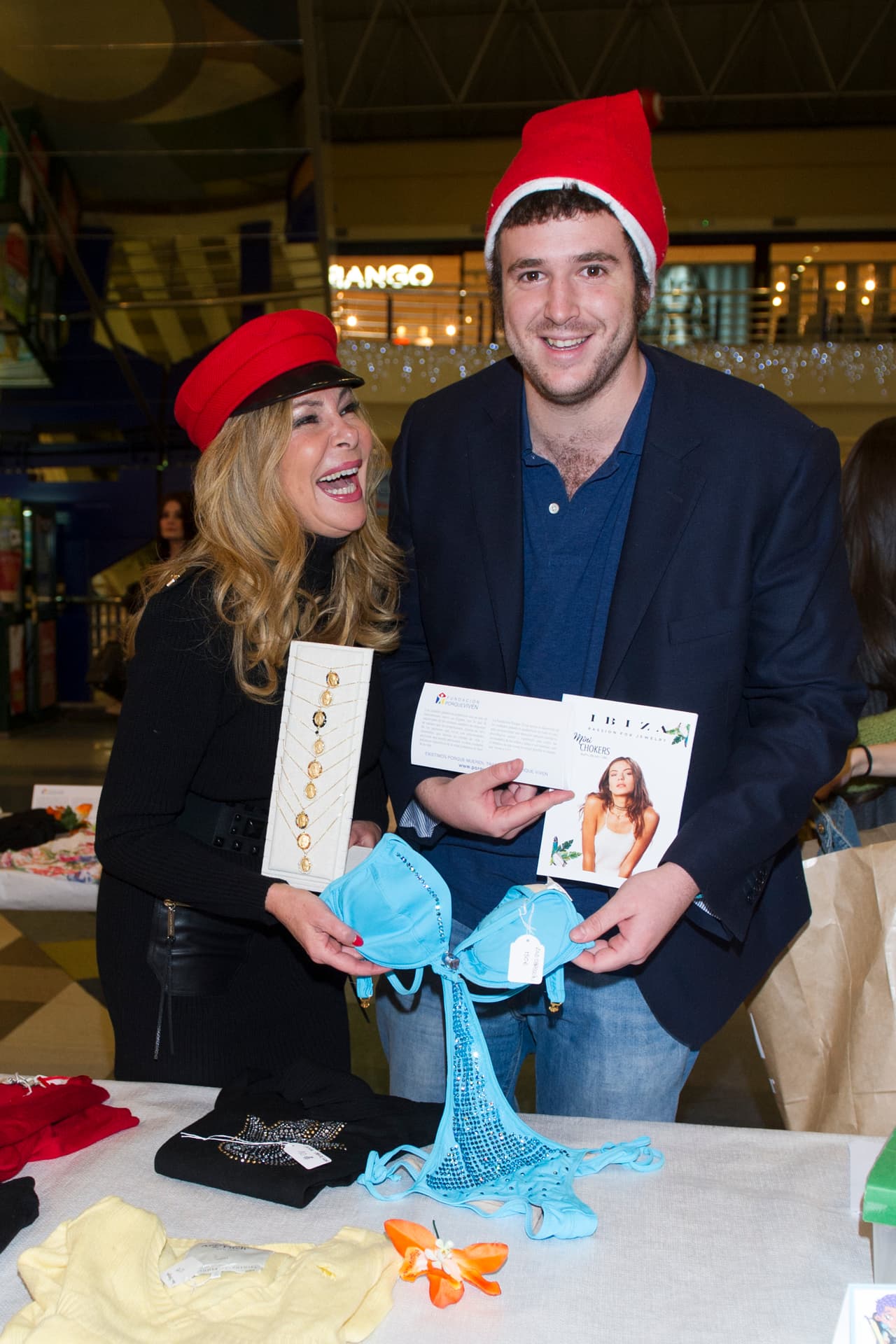 "El problema más grande del ser humano - y el mío hasta que me dijeron que tenía cáncer - es la manera de entender la felicidad, de ser feliz. Me he pasado 27 años de mi vida intentando ser el mejor estudiante, graduarme en la mejor universidad, montar empresas y sentirme un 'cowboy' del capitalismo, siempre anclado en el 'más es mejor'".
<br>