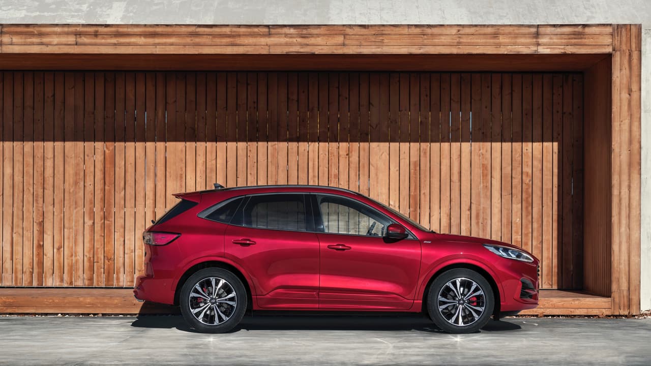 La plataforma de la Ford Escape 2020 es lo suficientemente versatil como para recibir 
<b>trenes motrices híbridos y eléctricos, aparte de los convencionales de gasolina</b>.