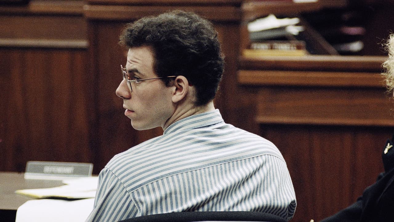 Erik Menéndez es hospitalizado por enfermedad grave y su abogado pide su liberación inmediata