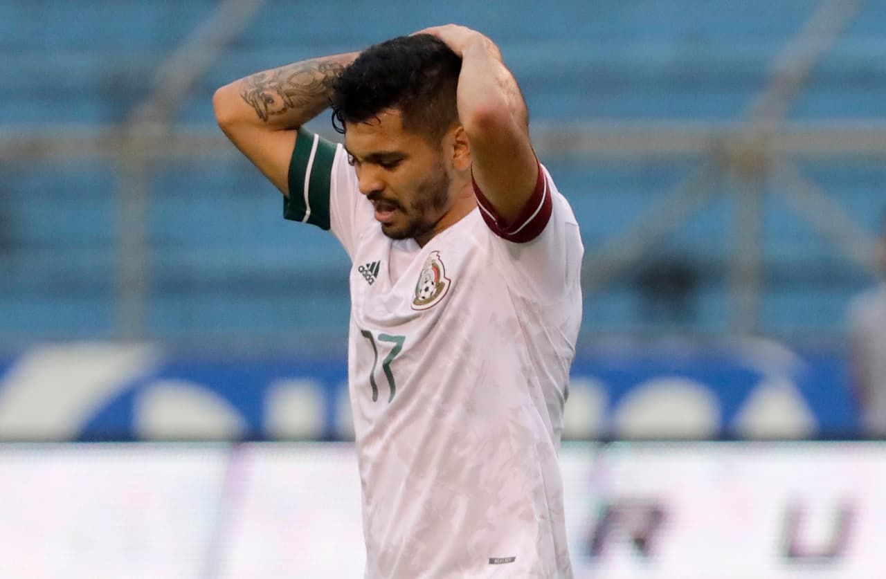 'Tecatito' Corona es baja con México para el Mundial por lesión en tobillo y peroné