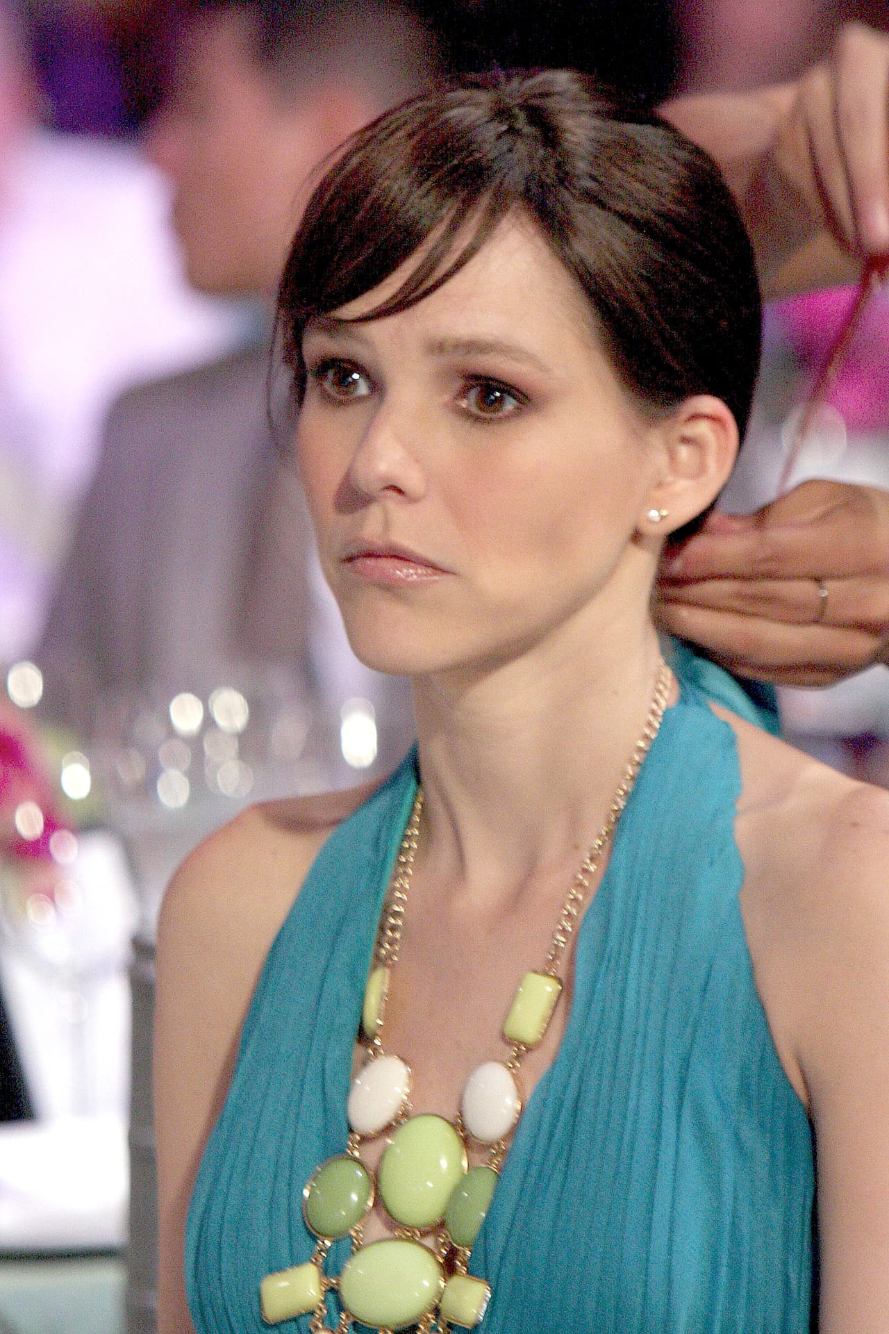 A Kika Edgar la disfrutamos viendo como Gumaro le enseñaba a cambiar fusibles.