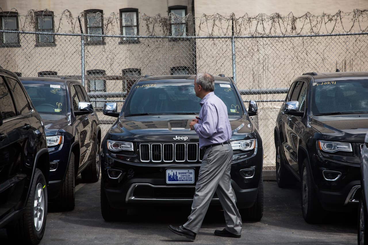 Ventas de vehículos nuevos caen en septiembre 2016