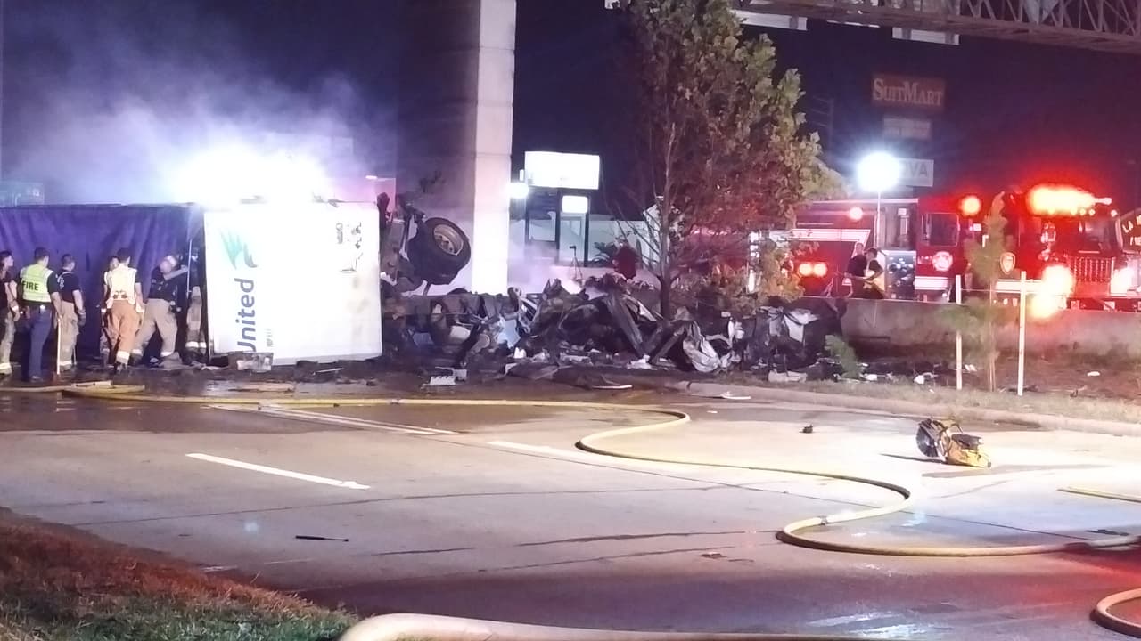 Dos menores de edad se salvaron después de un aparatoso accidente vial ocurrido la madrugada del viernes