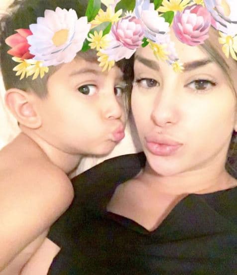 La modelo indicó en su sitio personal de Facebook que había hecho ya papeles pequeños en doblaje, aunque se desconoce el nombre de los proyectos en los que participó.