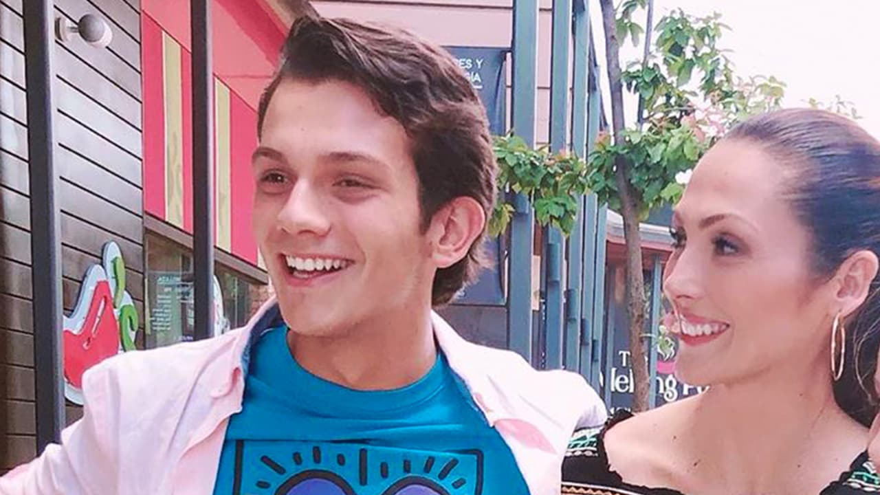 "
<b>Me embaracé de José Miguel</b>, entonces pues la maestra Lupita no podía salir embarazada", contó al recordar que su estado intervenía con el perfil del personaje.