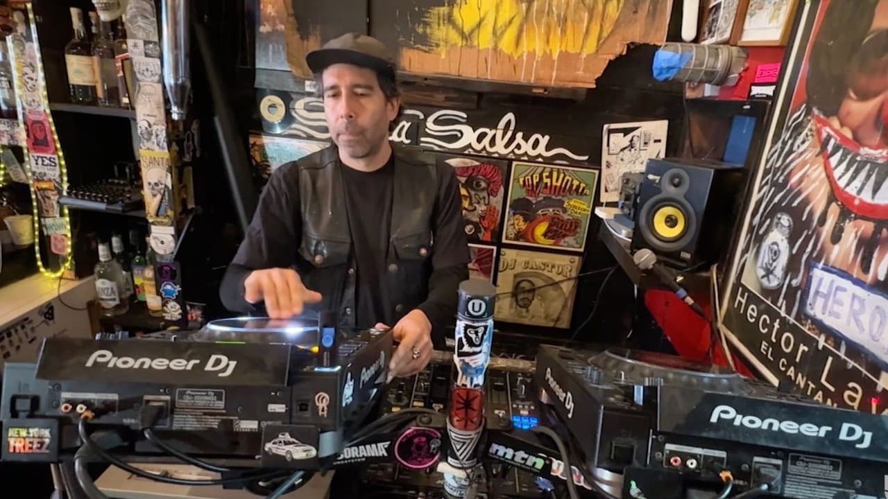 En Nueva York, un artista y restaurantero venezolano pone su ritmo y sabor para todos