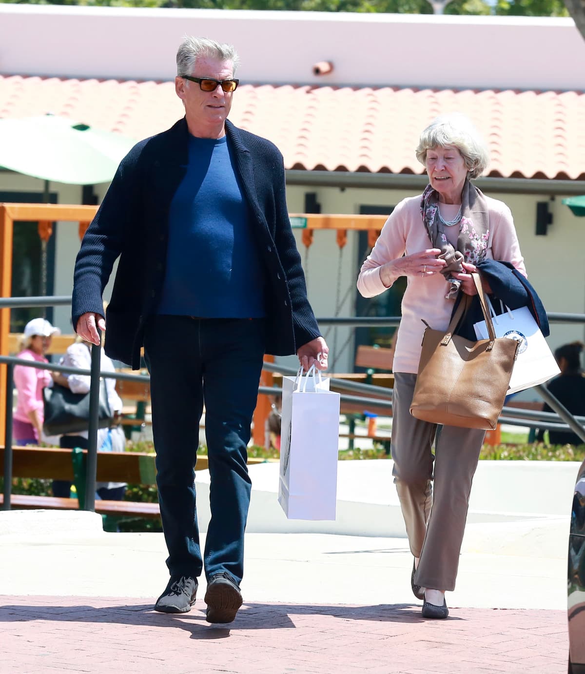 Un hijo atento y considerado, ¿no crees?