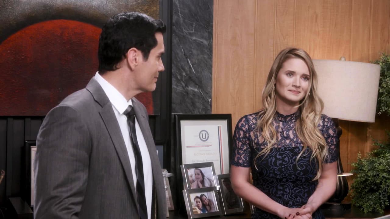 Alonso le reiteró su apoyo a Sofía para que pudiera trabajar y cuidar a su mamá, y les pidió a Ricardo y a Sofía atender un caso fuera de la Ciudad de México. Sin dudarlo, ambos aceptaron llenos de alegría.