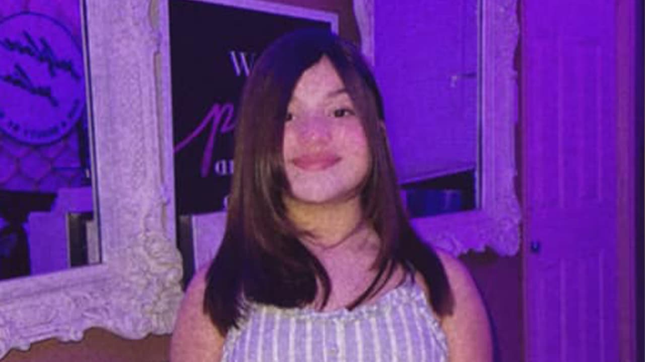 La familia pide oración y esperan la llegada de otros familiares para que Arlene sea desconectada, así lo indico Gwen Álvarez, madre de la menor en su página de Facebook.