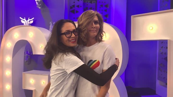 Fue en junio de 2019 cuando terminó con los rumores y especulaciones sobre su orientación sexual y en el programa 'Montse & Joe' "salió del clóset" junto a su expareja Montserrat Oliver.
<br>