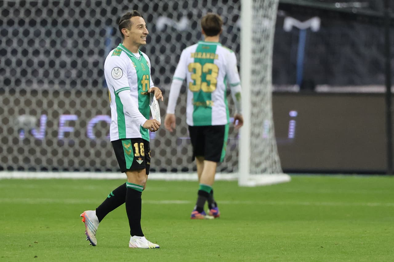 Pellegrini se 'aferra' a Andrés Guardado para quedarse en el Real Betis