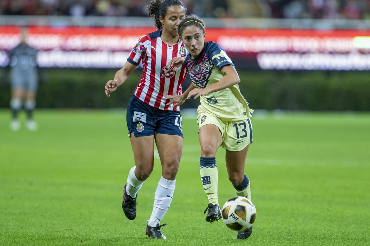 Chivas necesitaba ganar para avanar a las Semifinales, pero no pudo generar opciones claras en el marco del América.