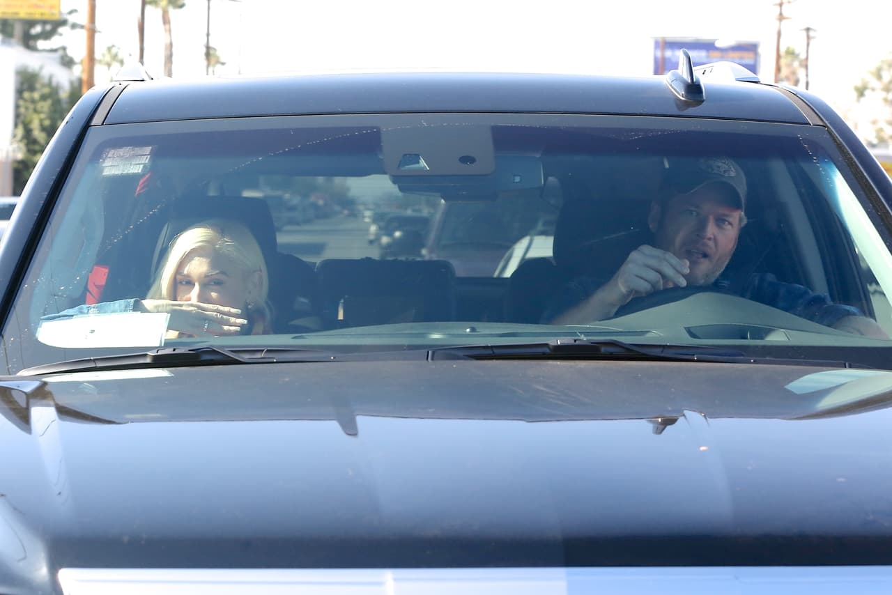 Mientras que Gwen se tapaba media cara con la mano.