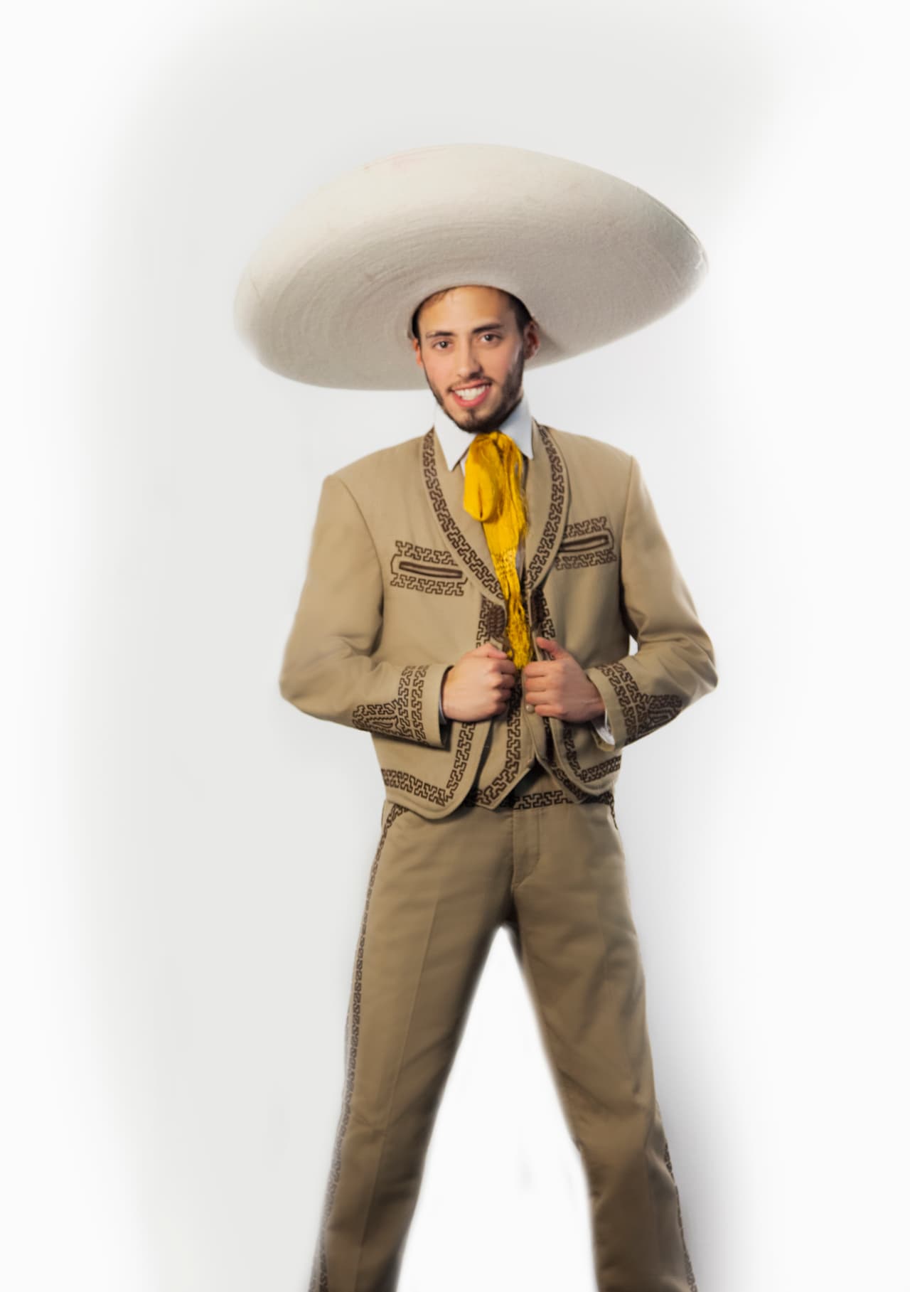 Quizá recuerdes a Diego con su personaje de Mariachico.
<br>