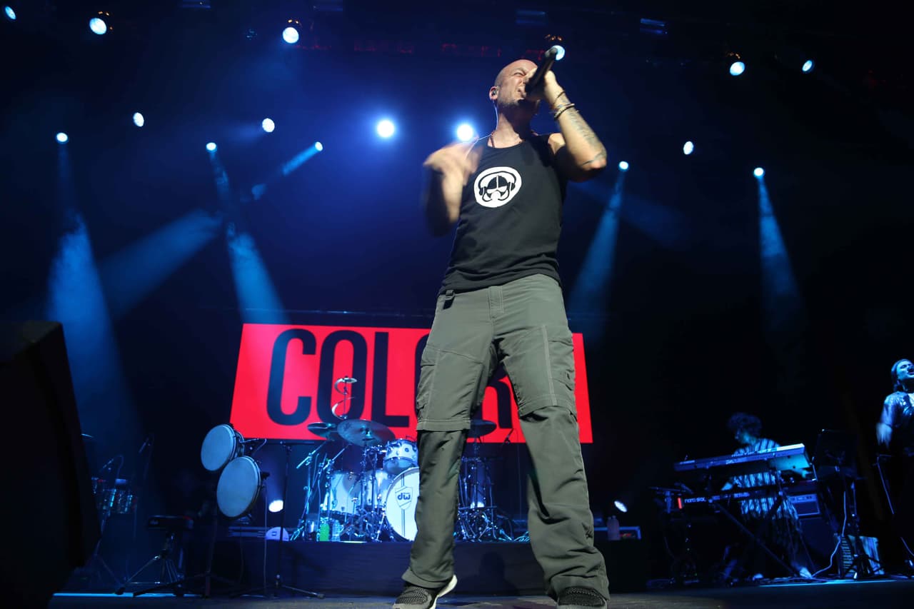 Residente en escena.